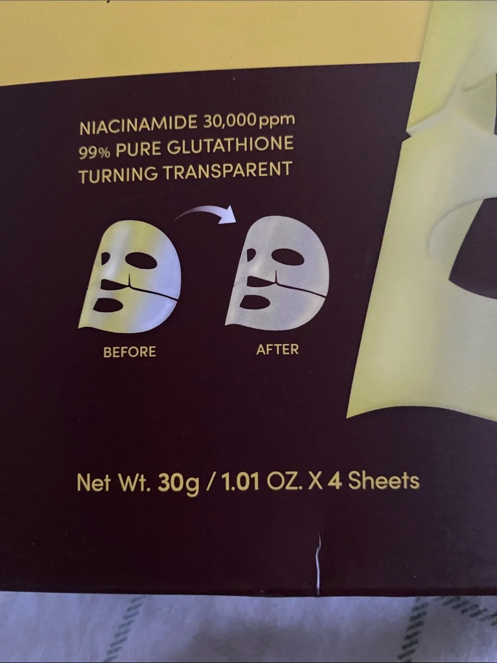 EOQUALBERRY Collagen Glow Up Hydrogel Mask - Yellow & Brown Packaging